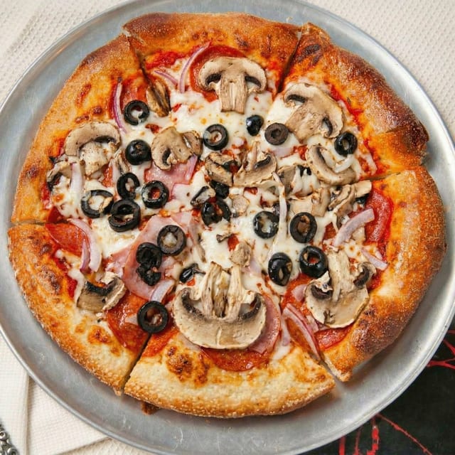 The Combination Pizza.